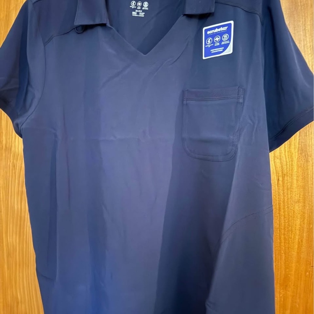 Scrubstar Women’s Navy V-Neck Scrub Top with Pocket